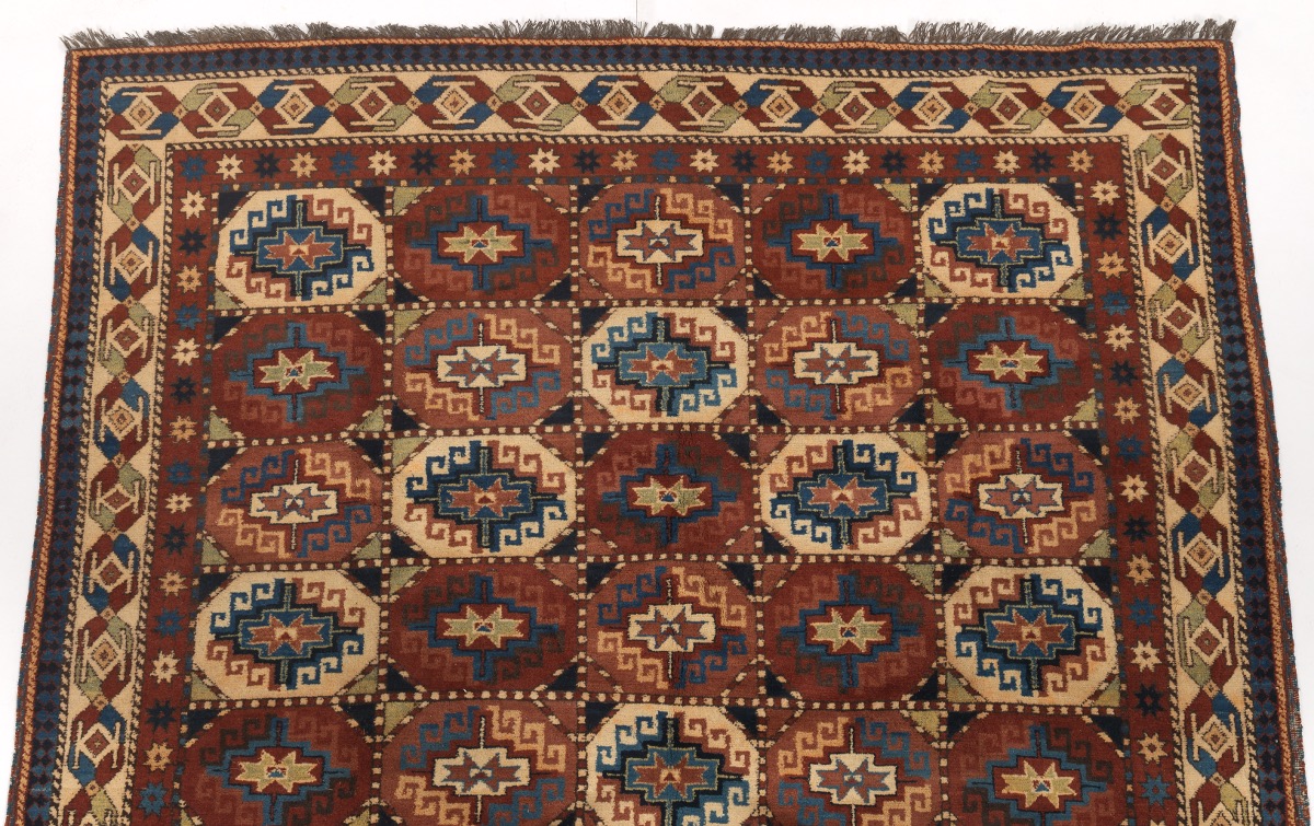 Fine Hand-Knotted Caucasian Carpet - Image 3 of 4