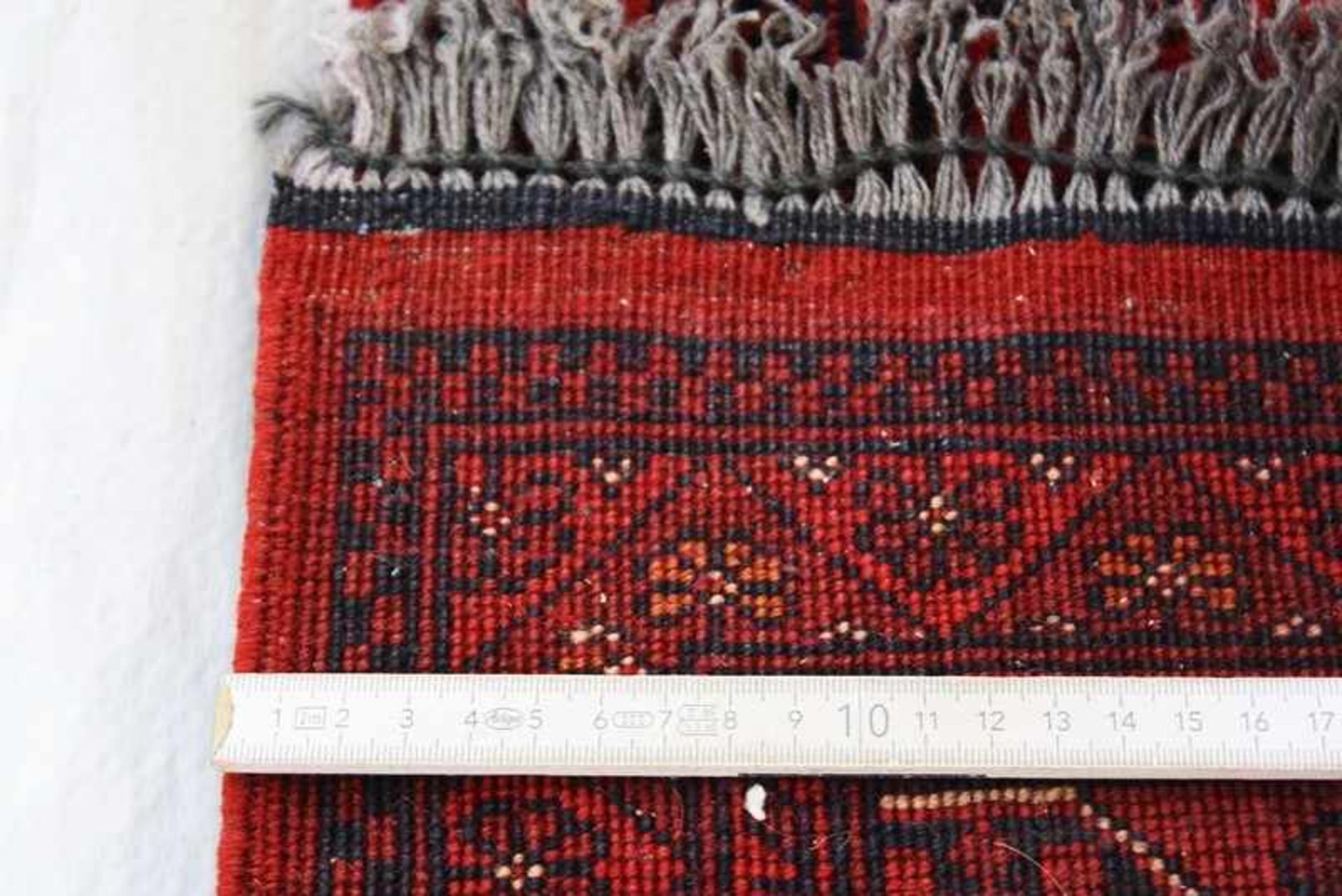 Orientbrücke Afghanistan, Kondoz, Wolle/Wolle, rotgrundig, im Feld 2 Medaillons, Hauptbordüre mit - Bild 3 aus 3