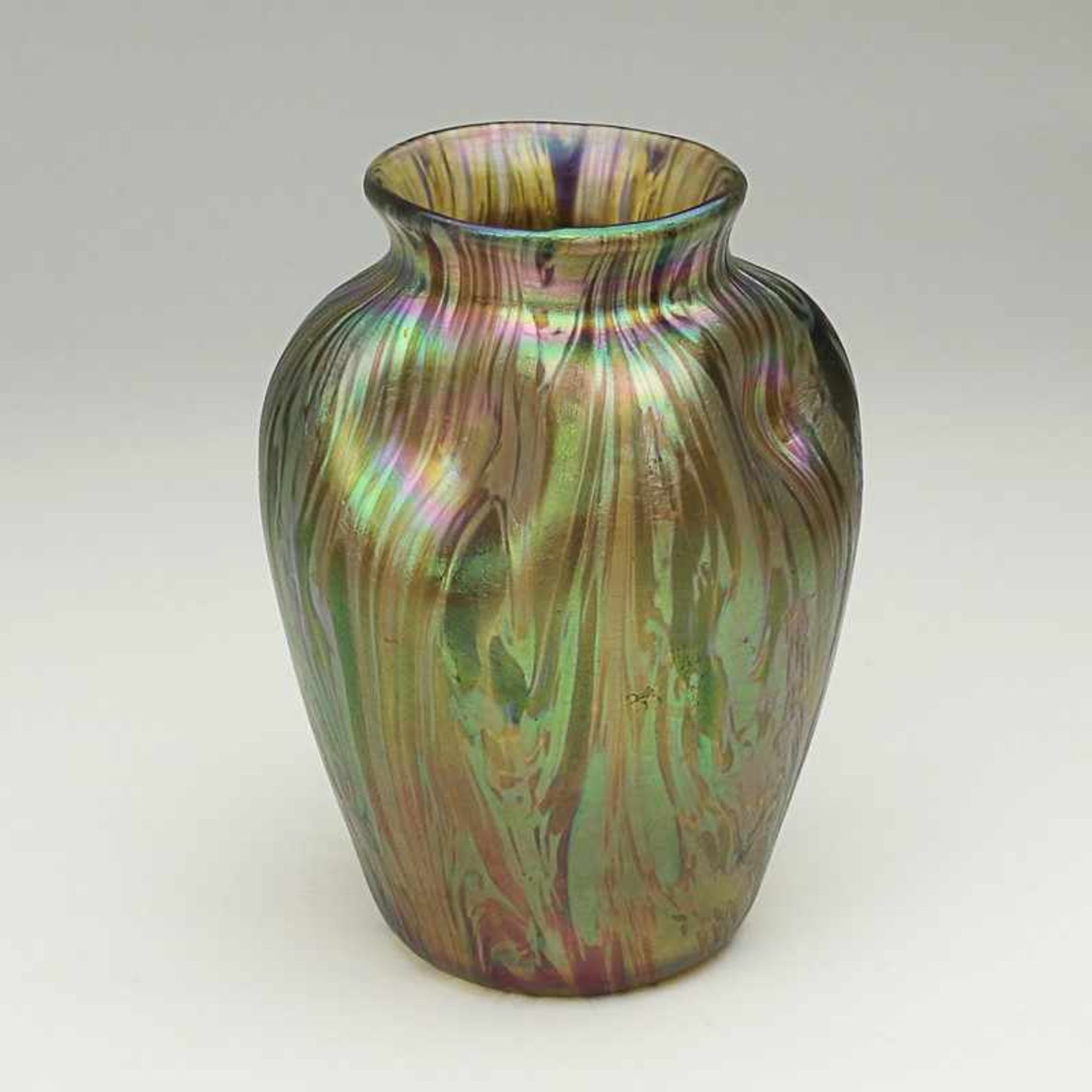 Loetz - Vase um 1900, Loetz Wwe, Klostermühle, farbloses Glas, runder Stand, leicht gebauchter