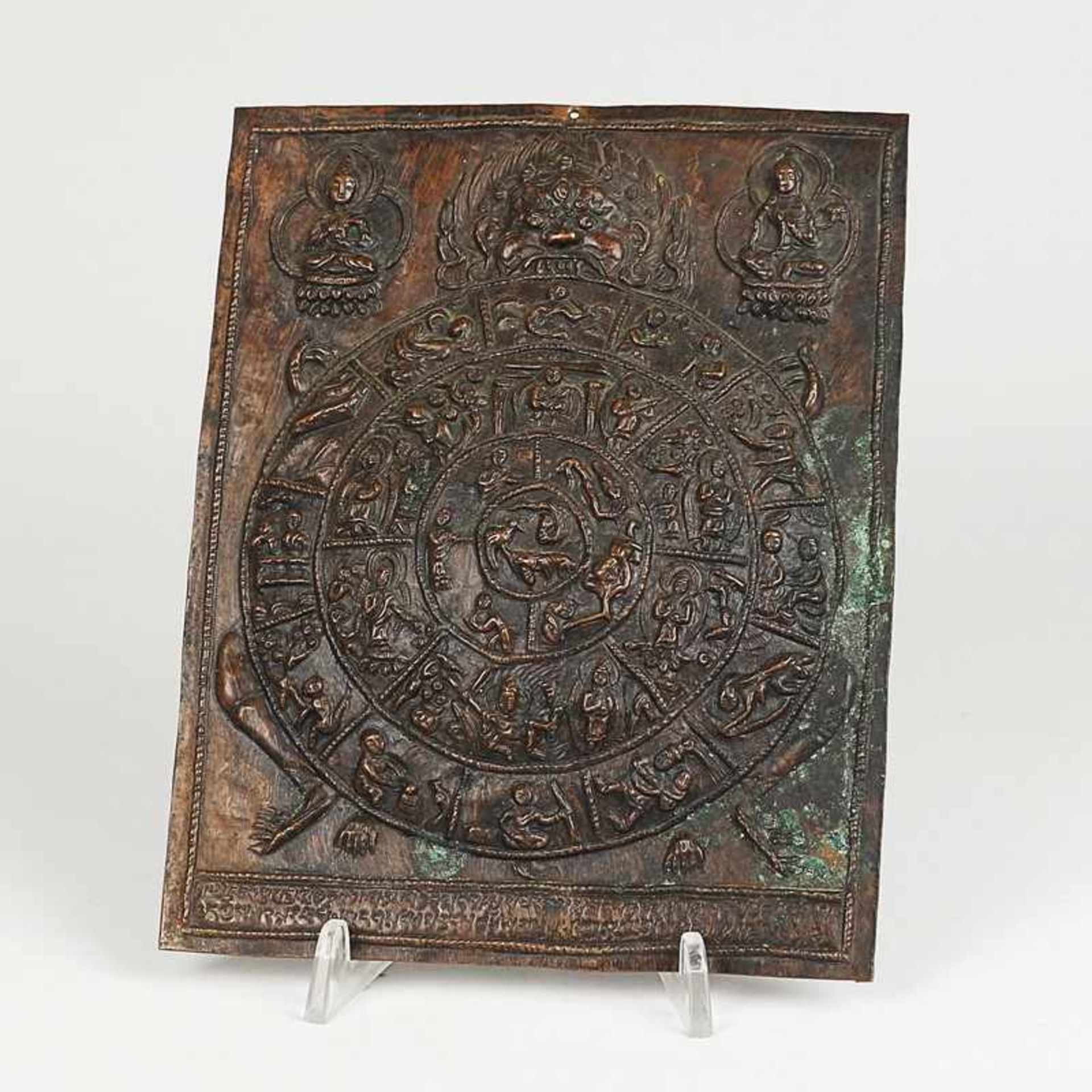 Relief 20.Jh., nach tibetischem Vorbild, rechteckige Metalltafel m. profilierter Darstellung,
