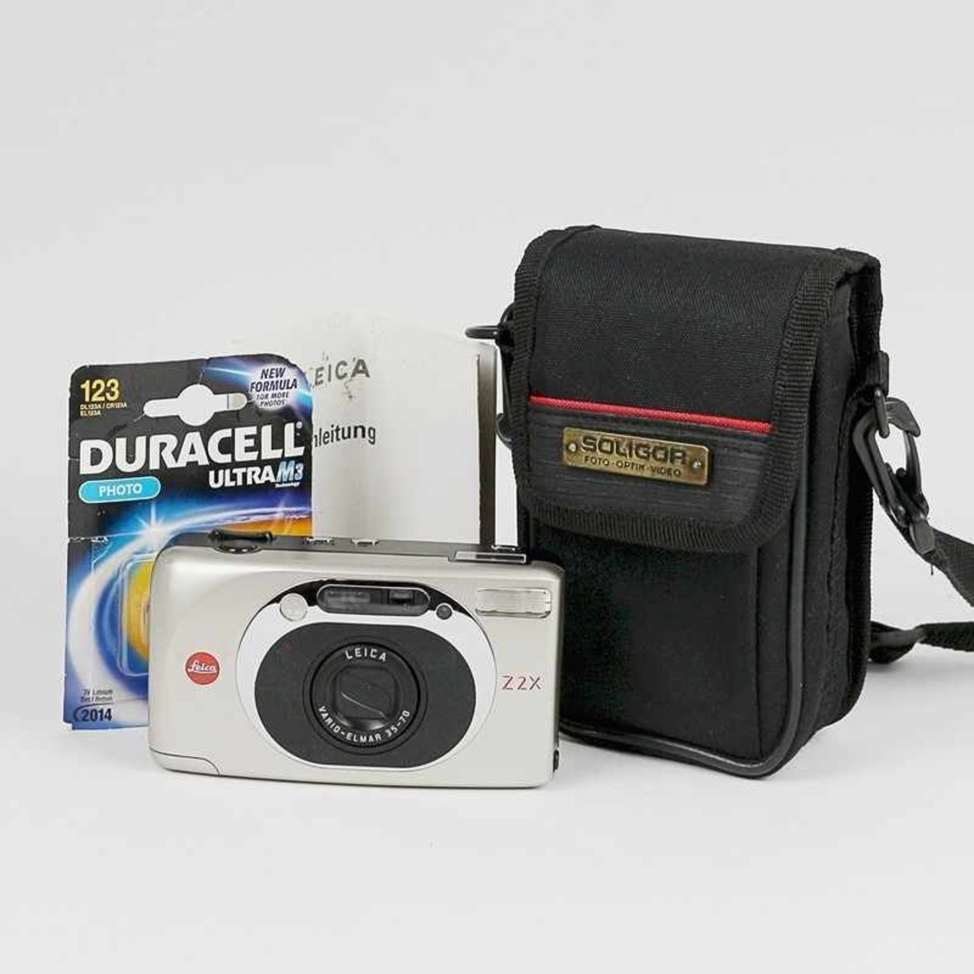 Fotoapparat - Leica um 2000, Kompaktkamera, Vario- Elmar 35-70, Z 2 X, silber/schwarz, im Etui,