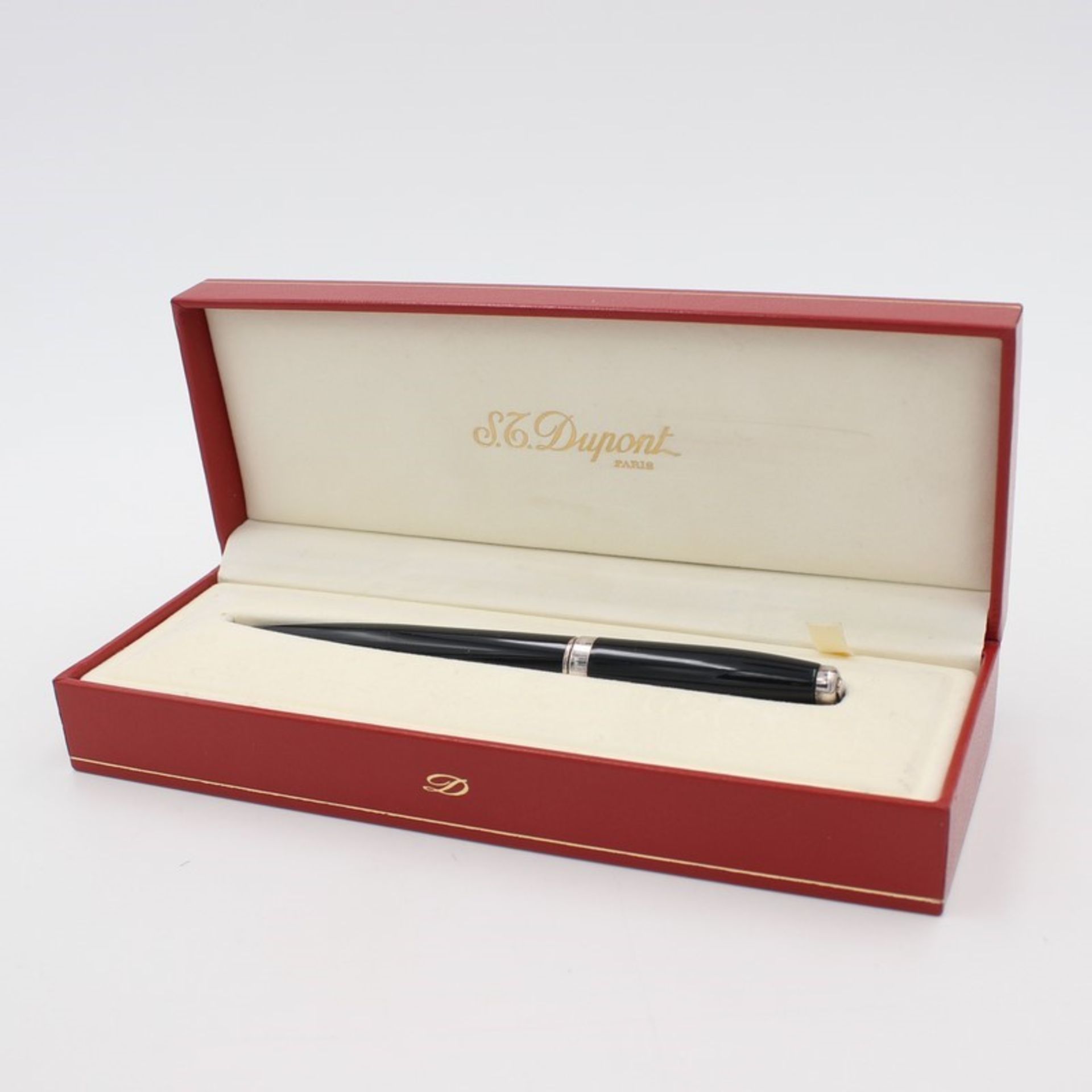 Dupont - Kugelschreiber schwarzes Edelharzgehäuse, tlw. versilbert, Nr. 5 J9 BN90,