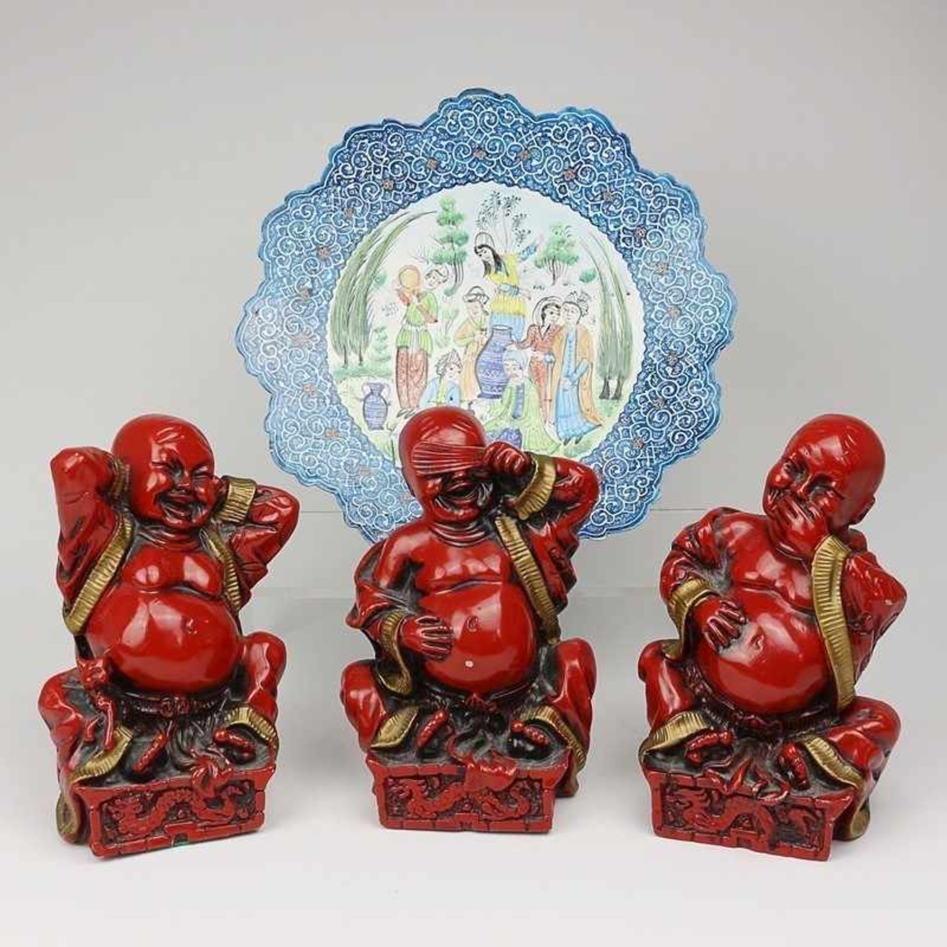 Konvolut nzl., versch. Formen u. Größen, 3x Buddhas des Weisheit - "nichts Böses hören, nichts Böses