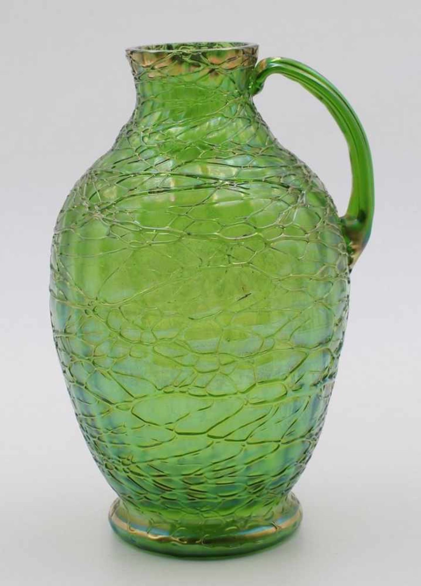 Loetz - Kannenvase um 1900, Jugendstil, Loetz Wwe, Klostermühle, Dekor 'Kreta Chiné', grünes Glas, - Bild 2 aus 4