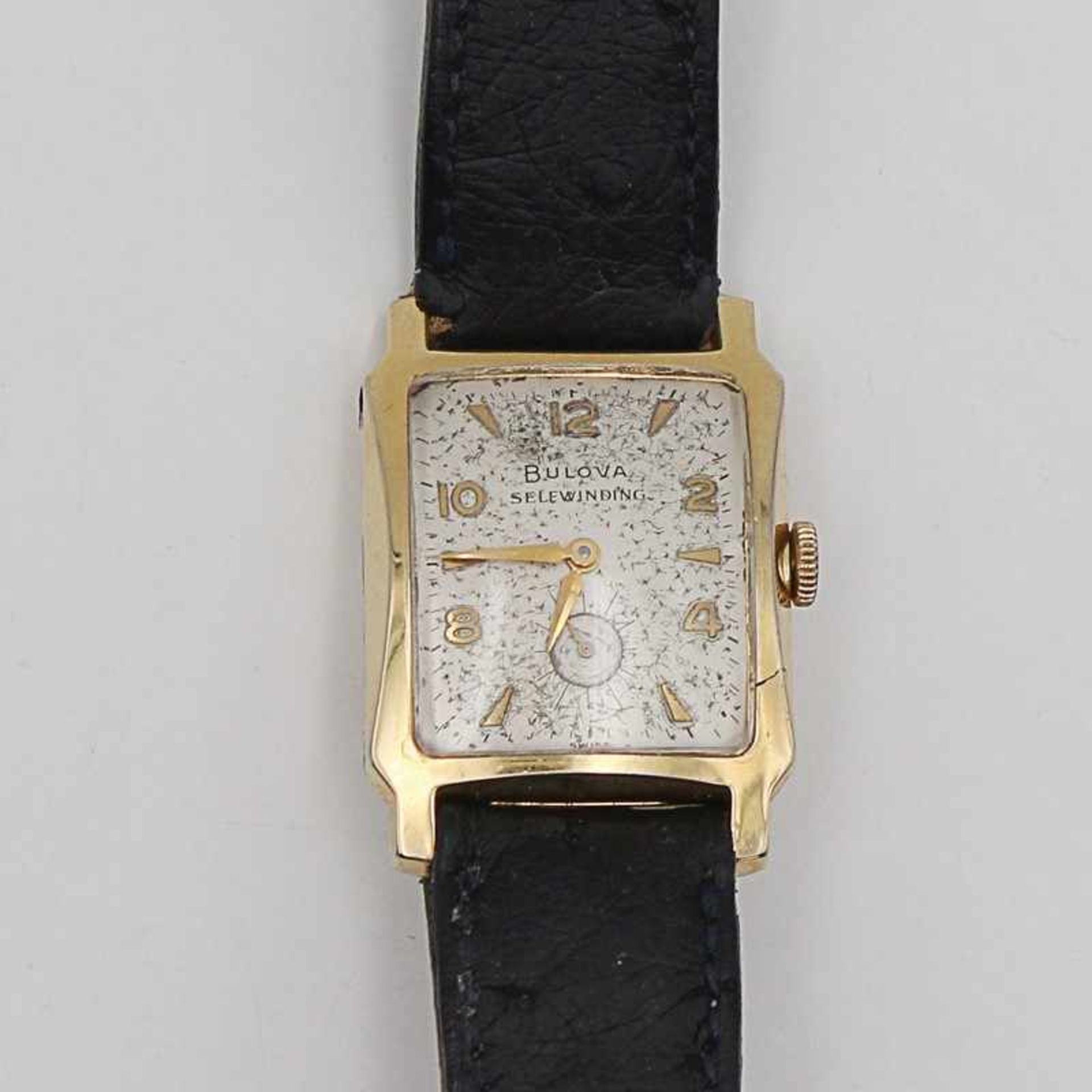 Herrenarmbanduhr - Bulova Schweiz, rechteckiges Gehäuase, ca.2,4 x 2,6cm, perlfarbenes