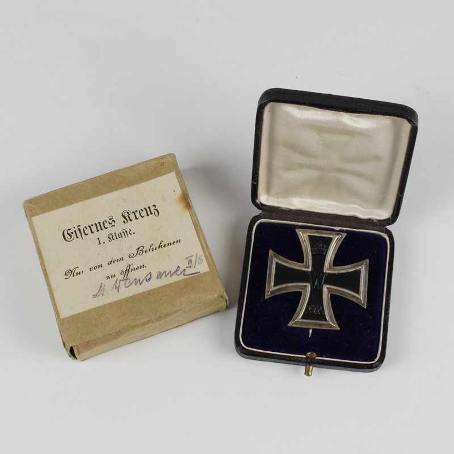 Abzeichen 1. WK Eisernes Kreuz 1914, 1. Klasse, mit Nadel, im Originaletui u. Originalverpackung