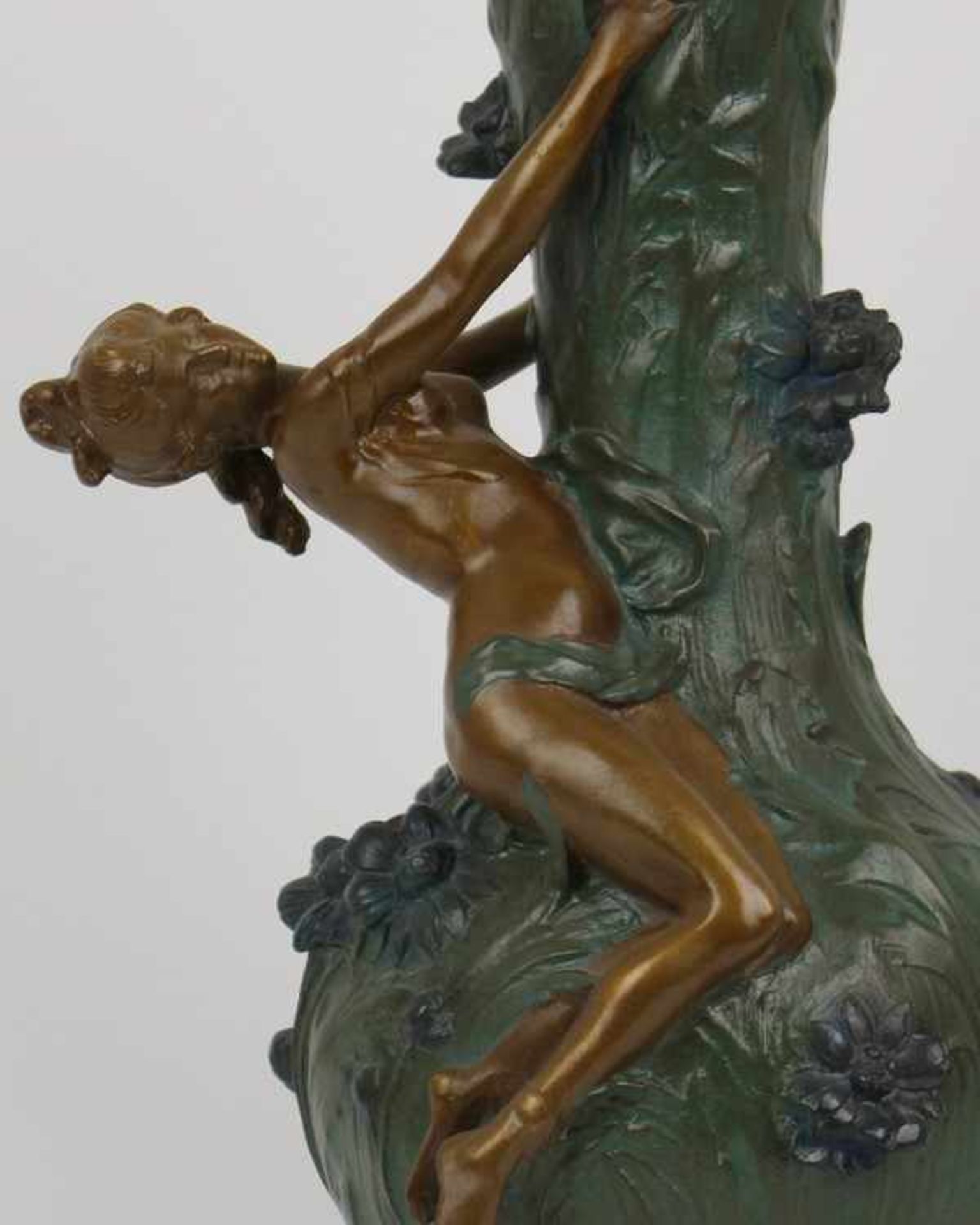 Ars Mundi - Vasenach Louis Auguste Moreau, Vase "Marguerites", nzl., Bronze, farbig gefasst in - Bild 2 aus 2