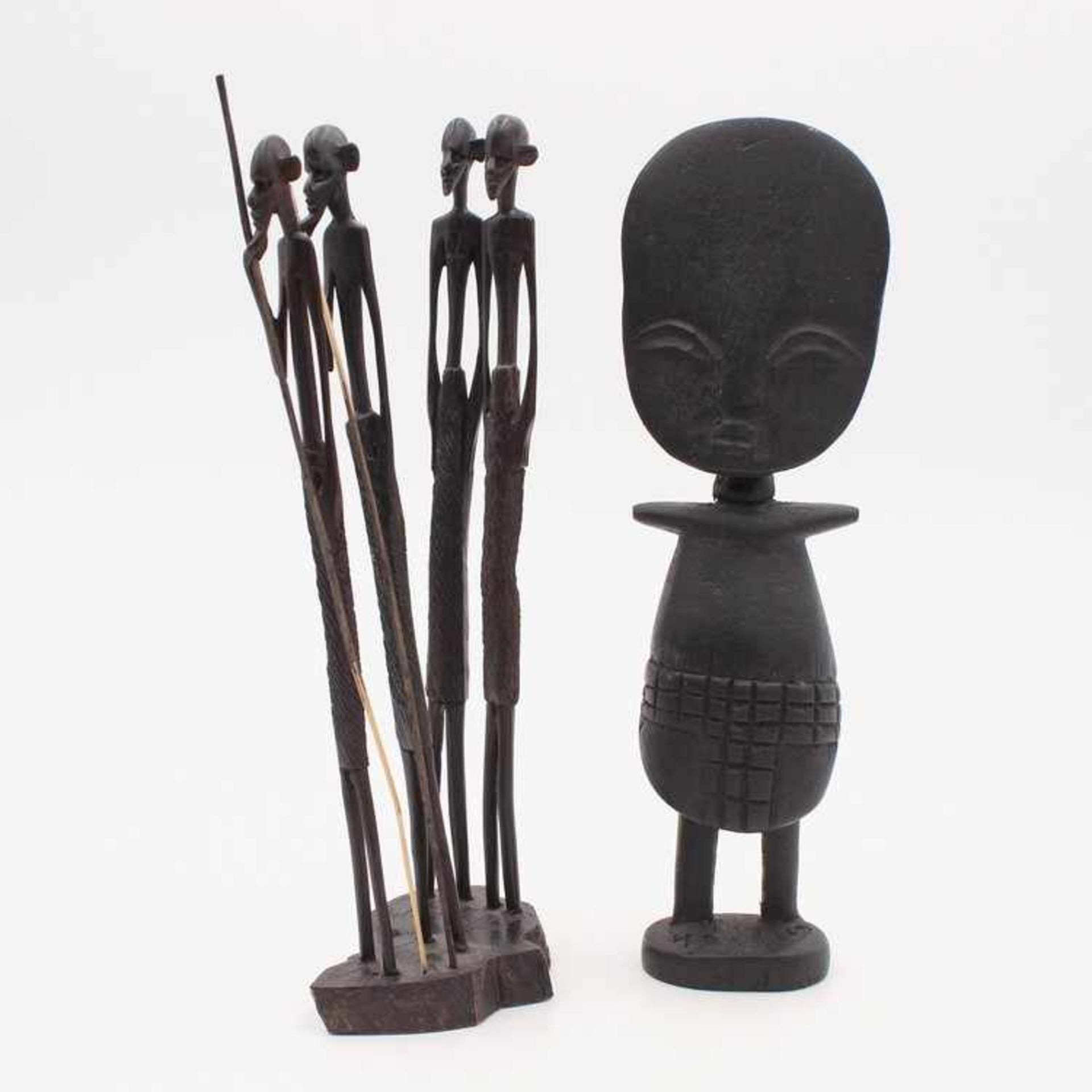 Zwei Figuren20.Jh., wohl Ghana, vollplastische Holzschnitzerei, ebonisiert, 1x stilisierte