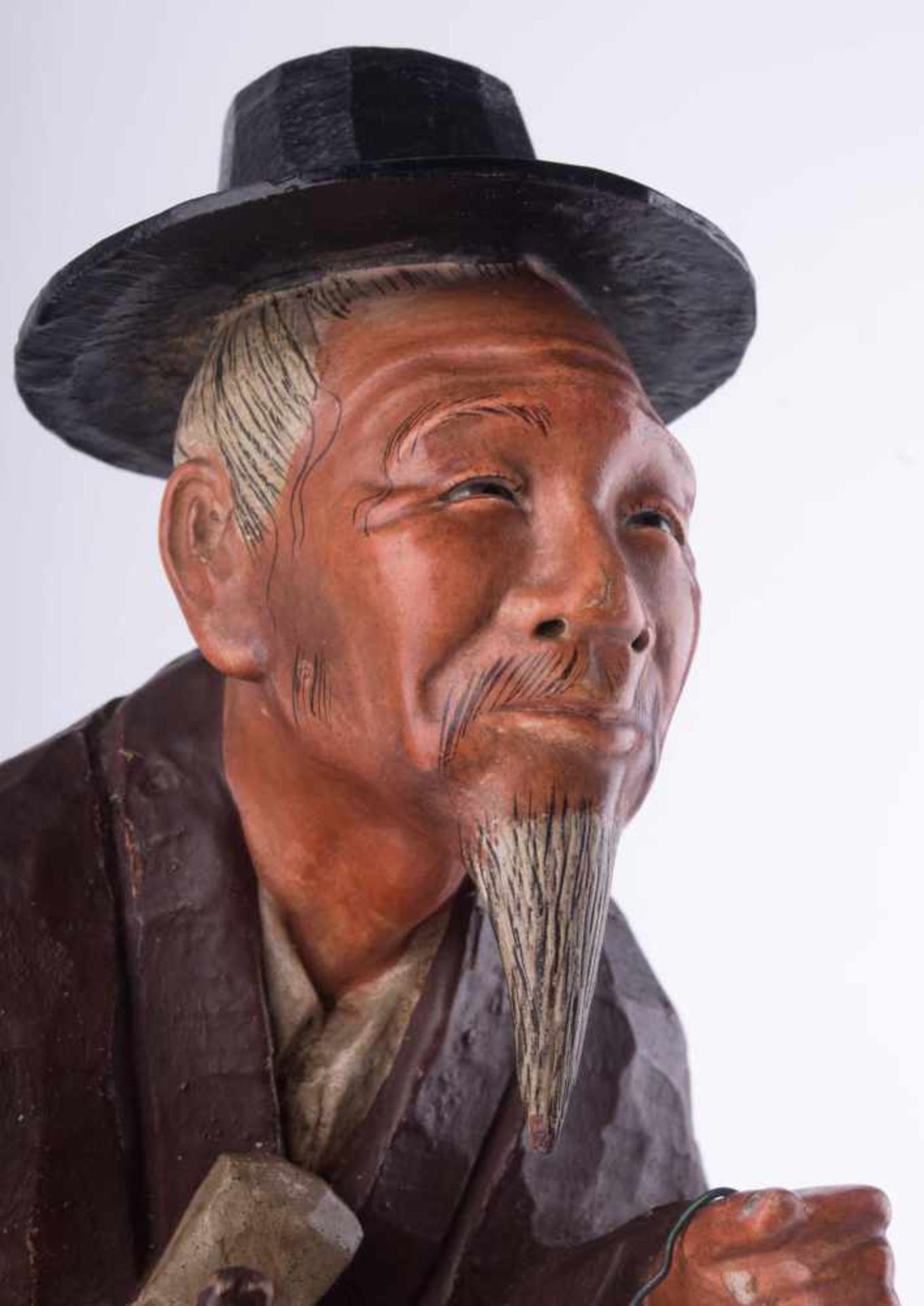 Holzfigur China um 1900 / Wood figure, China about 1900 sehr feine und detailgetreue Schnitzerei, - Bild 3 aus 5