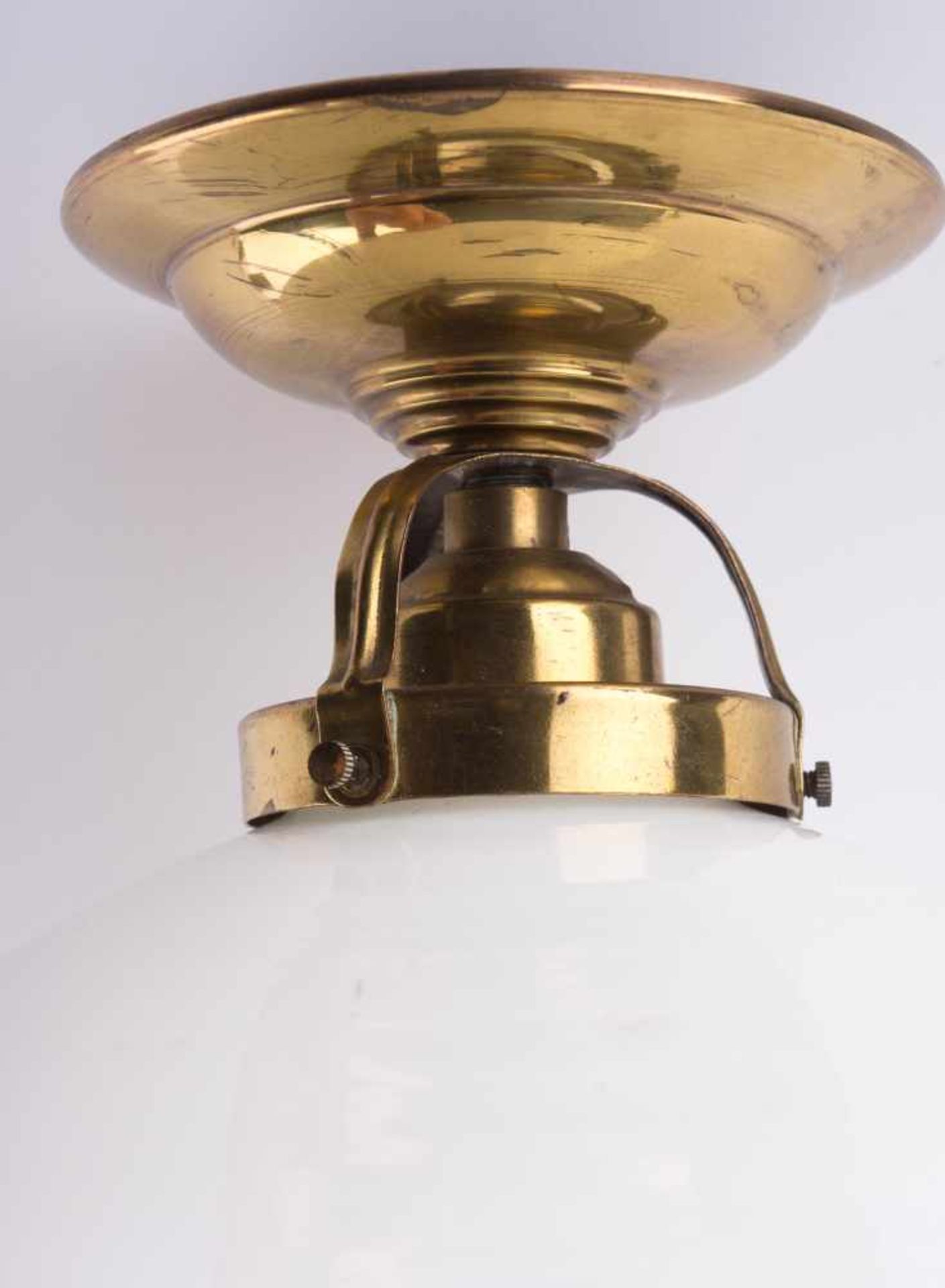Deckenlampe 1. Drittel 20. Jhd. / ceiling lamp, 1st third of the 20th centuty Messing und weißes - Bild 2 aus 5
