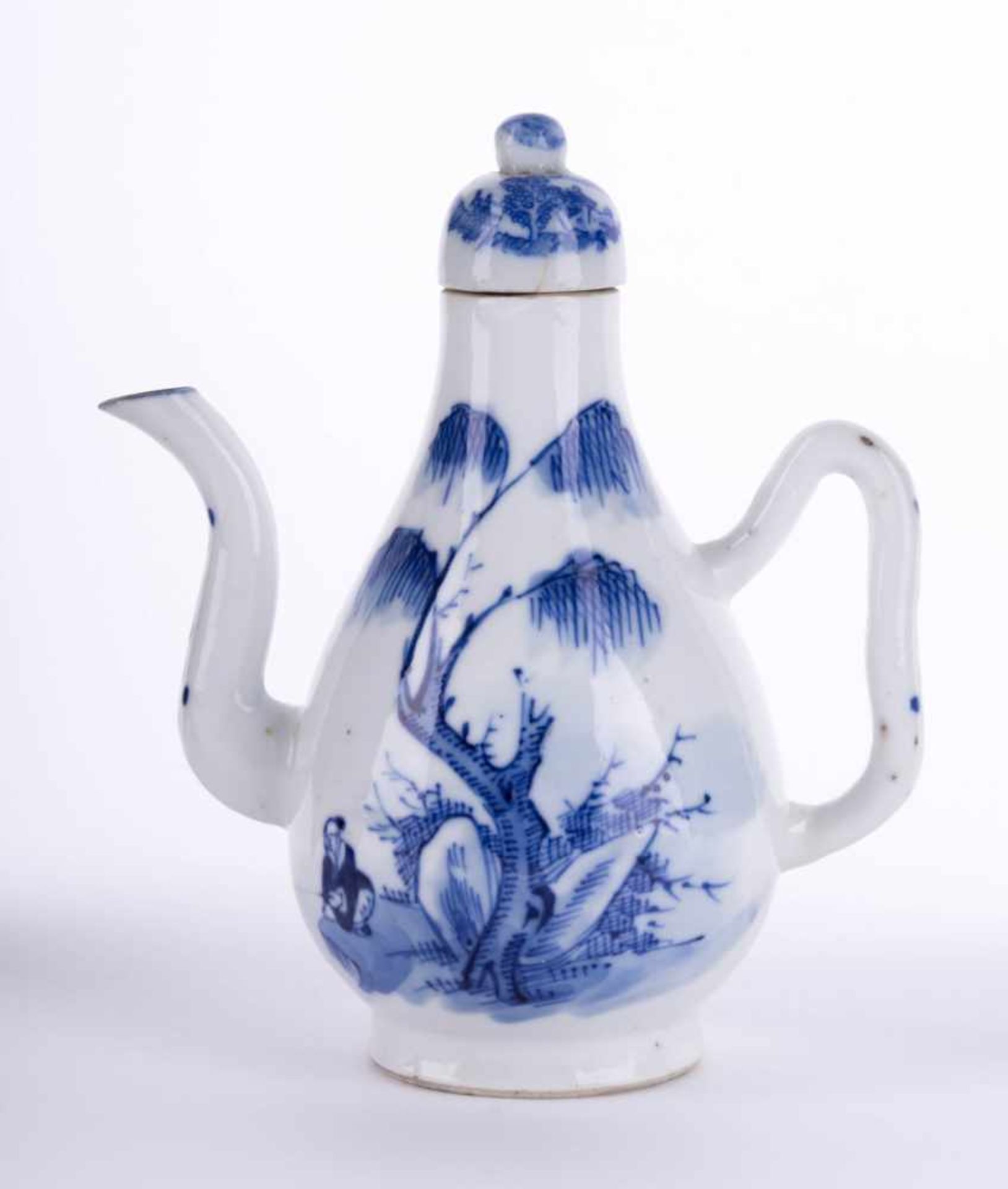 Kanne China 19. Jhd. / Pot, China 19th century blau weiß Malerei, unterm Stand alte Sammlungsnummer,