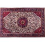 alter orientalischer Teppich handgeknüpft, 210 cm x 140 cm Old Oriental carpet hand-knotted, 210