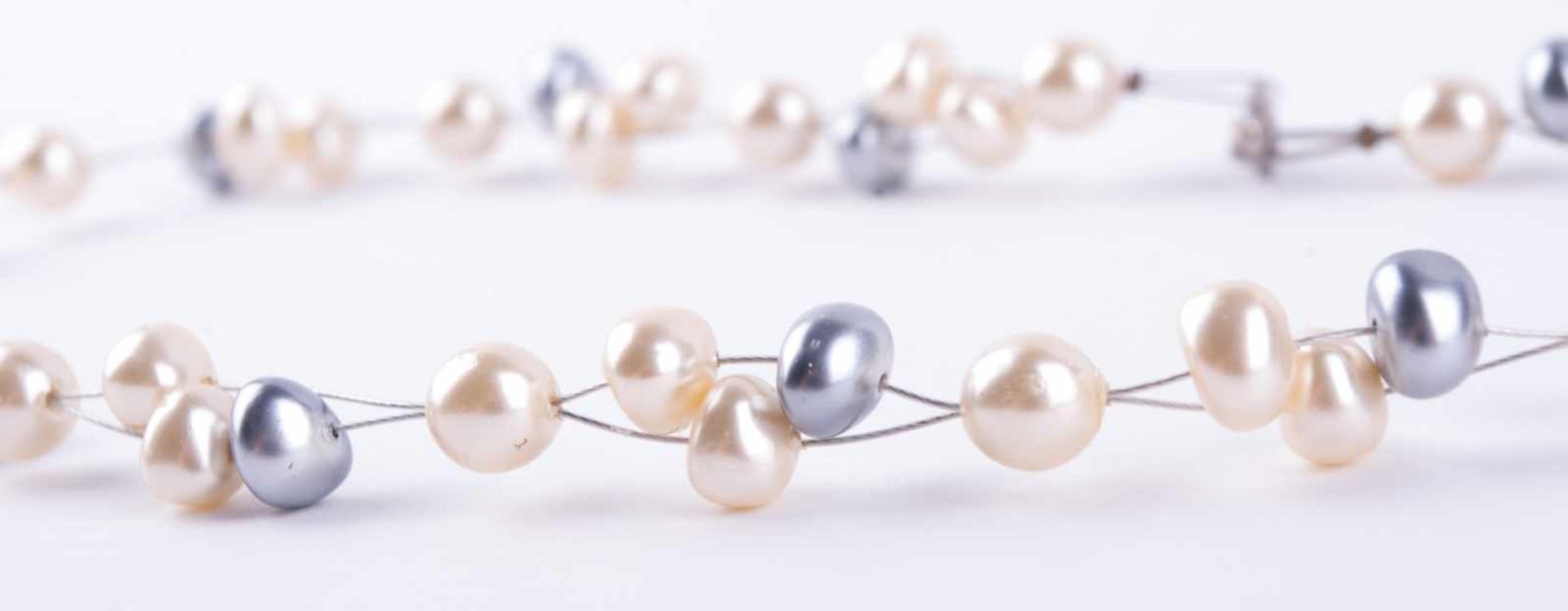 Designer-Perlenkette Flussperlen, L: 44 cm, Designer pearl necklace River paerls, lenght: 44 cm, - Image 2 of 3