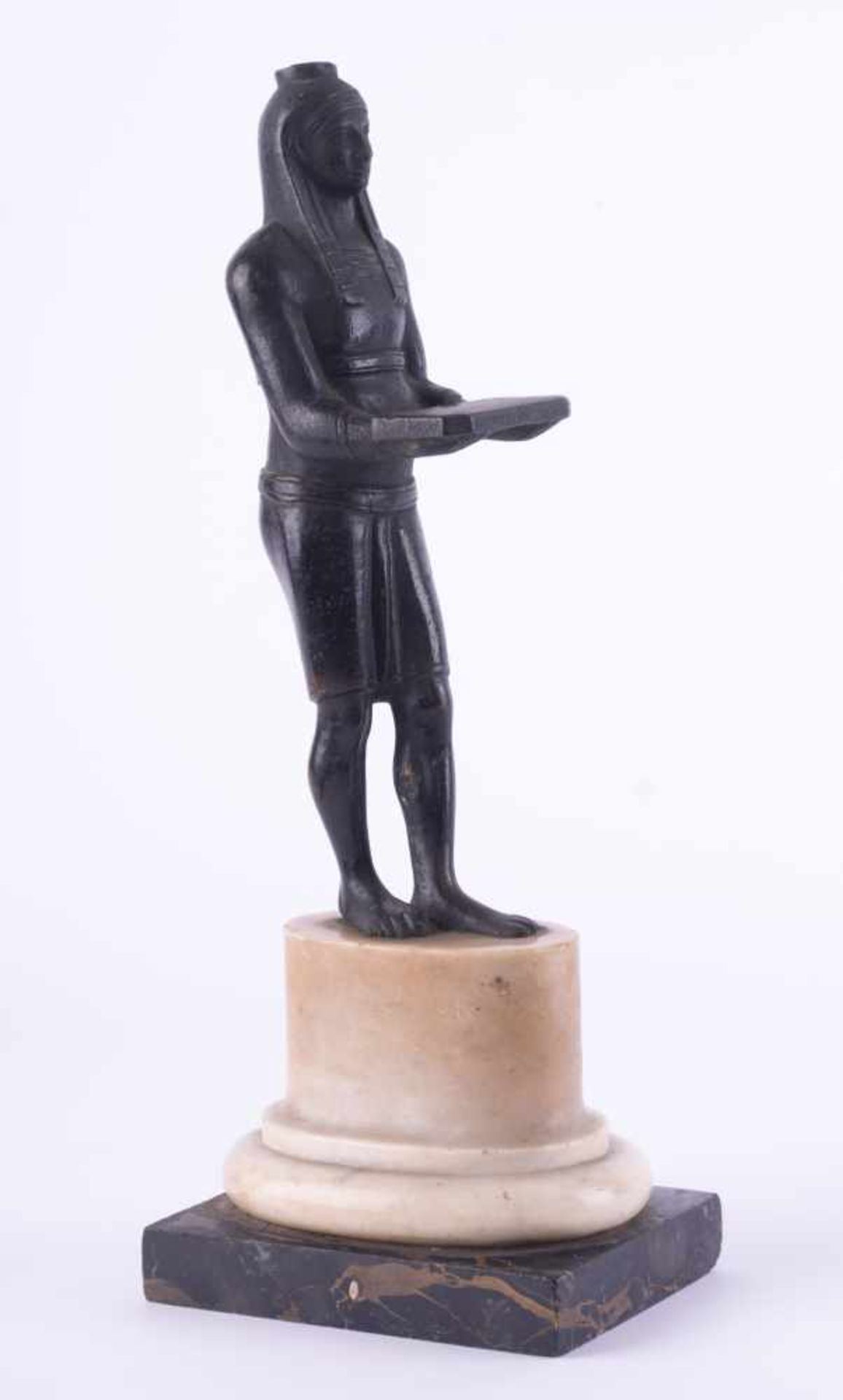 Anonymer Künstler 19. Jhd. "Ägypter" Skulptur-Volumen, Bronze, auf Marmorsockel, Gesamthöhe:37,5 cm, - Image 2 of 3