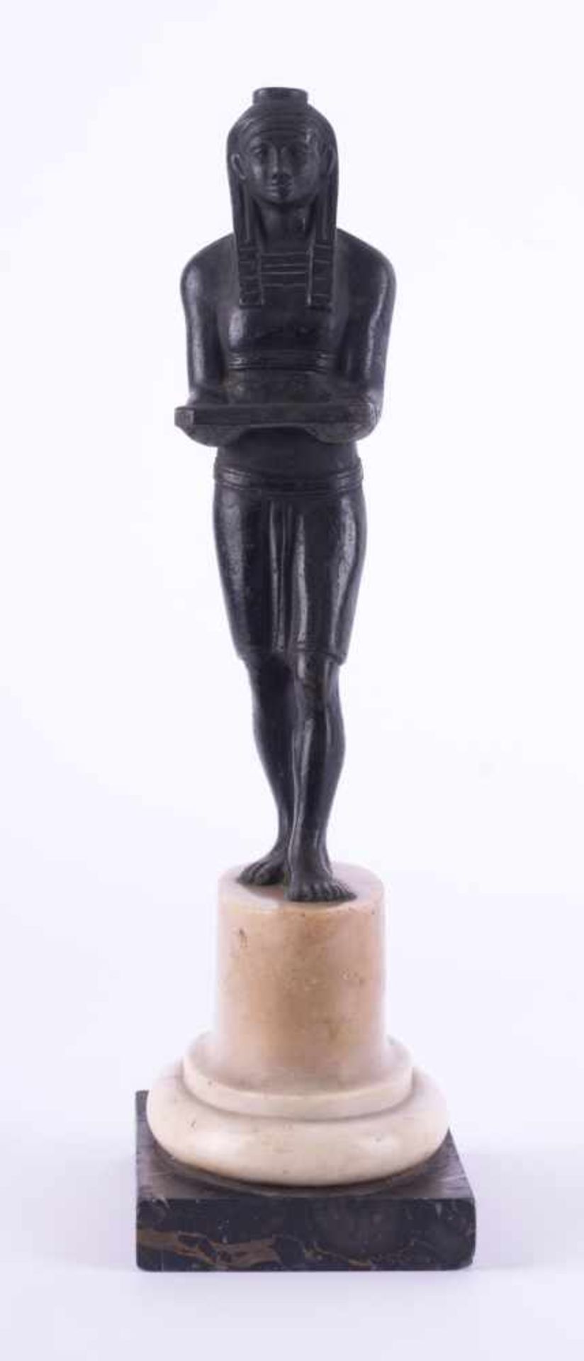 Anonymer Künstler 19. Jhd. "Ägypter" Skulptur-Volumen, Bronze, auf Marmorsockel, Gesamthöhe:37,5 cm,