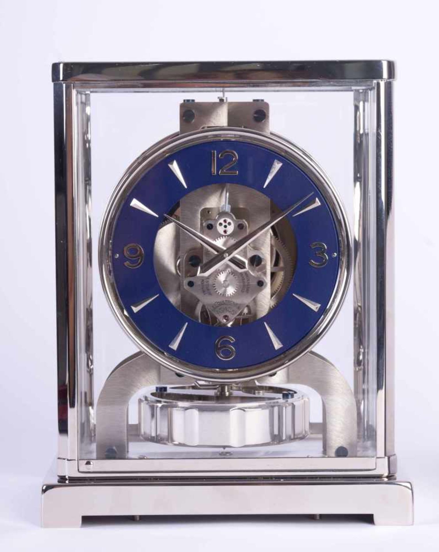 JAEGER-LECOULTRE, SWITZERLAND, MID-20TH CENTURY, ATMOS III Kleines, rhodiniertes und rundum