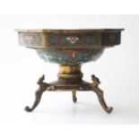 Cloisonne-Weihrauchbrenner China Bronze, 2 teilig, auf 3 Beinen stehend, unterm Stand 6 Zeichen