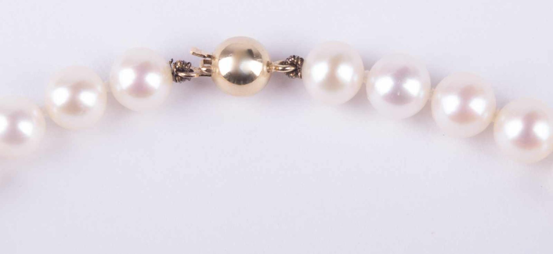 Perlenkette Verschluss GG 585/000, L: 42 cm, Pearl necklace clasp yellow gold 14 kt, lenght: 42 cm - Image 2 of 3