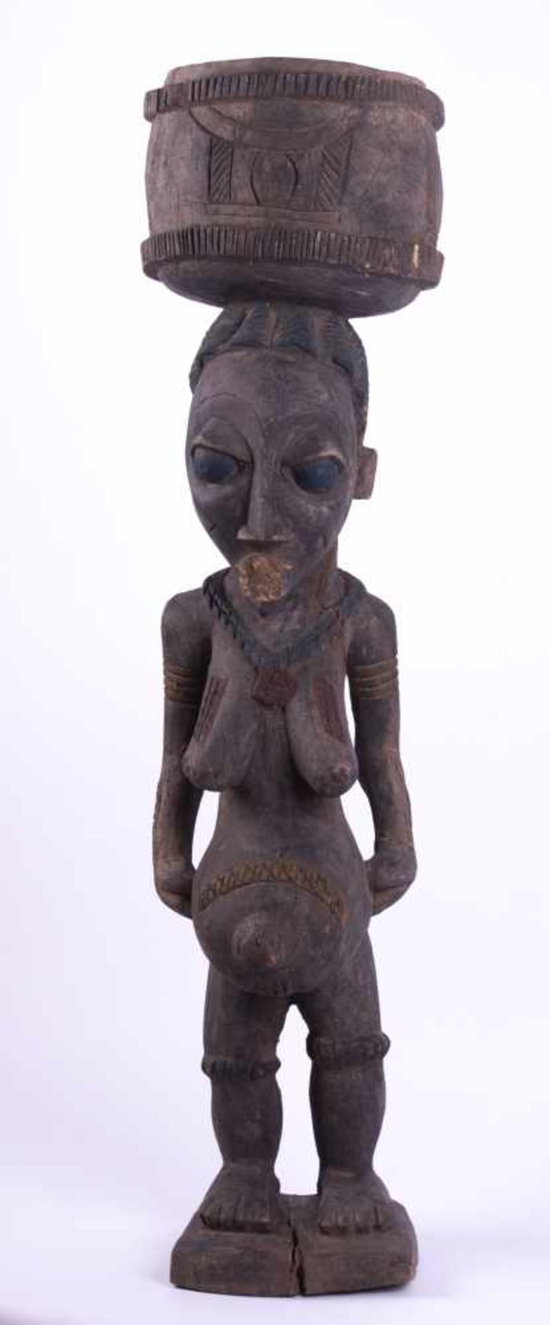große Yoruba Figur Nigeria um 1900/20 Holz, teils farbig gefasst, H: ca. 112 cm, Large Youroba