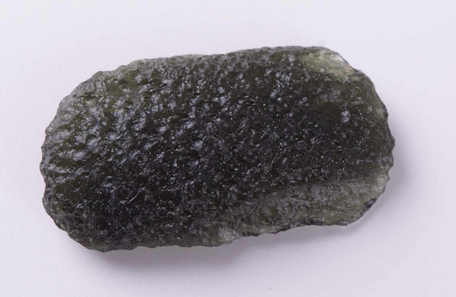 Besednice Moldavite 33 mm x 20 mm, Besednice Moldavite c. 33 mm x 20 mm - Image 3 of 3