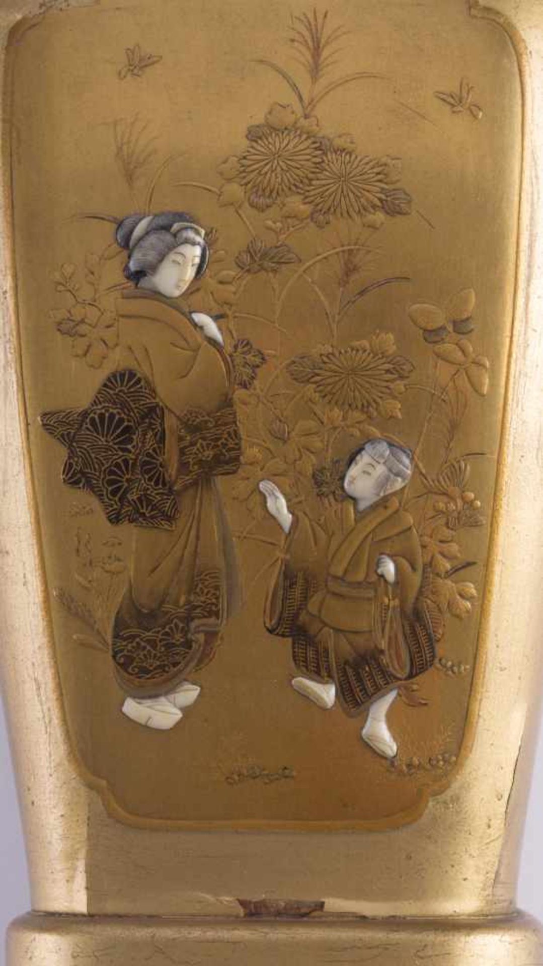 Lackvase Japan Meiji PeriodeHiramaki-e, äußerst fein mit reliefiertem Dekor, teils mit Bein- und - Bild 4 aus 6