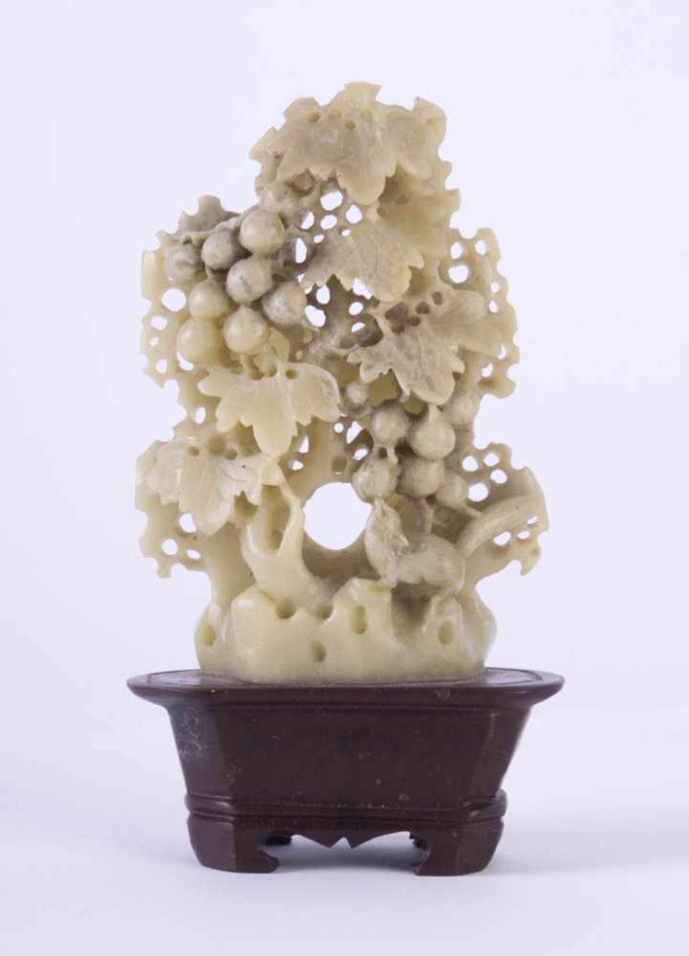 Speckstein-Schnitzerei China 19. Jhd.feine detailgetreue Schnitzerei, H: 12 cmSoapstone carving