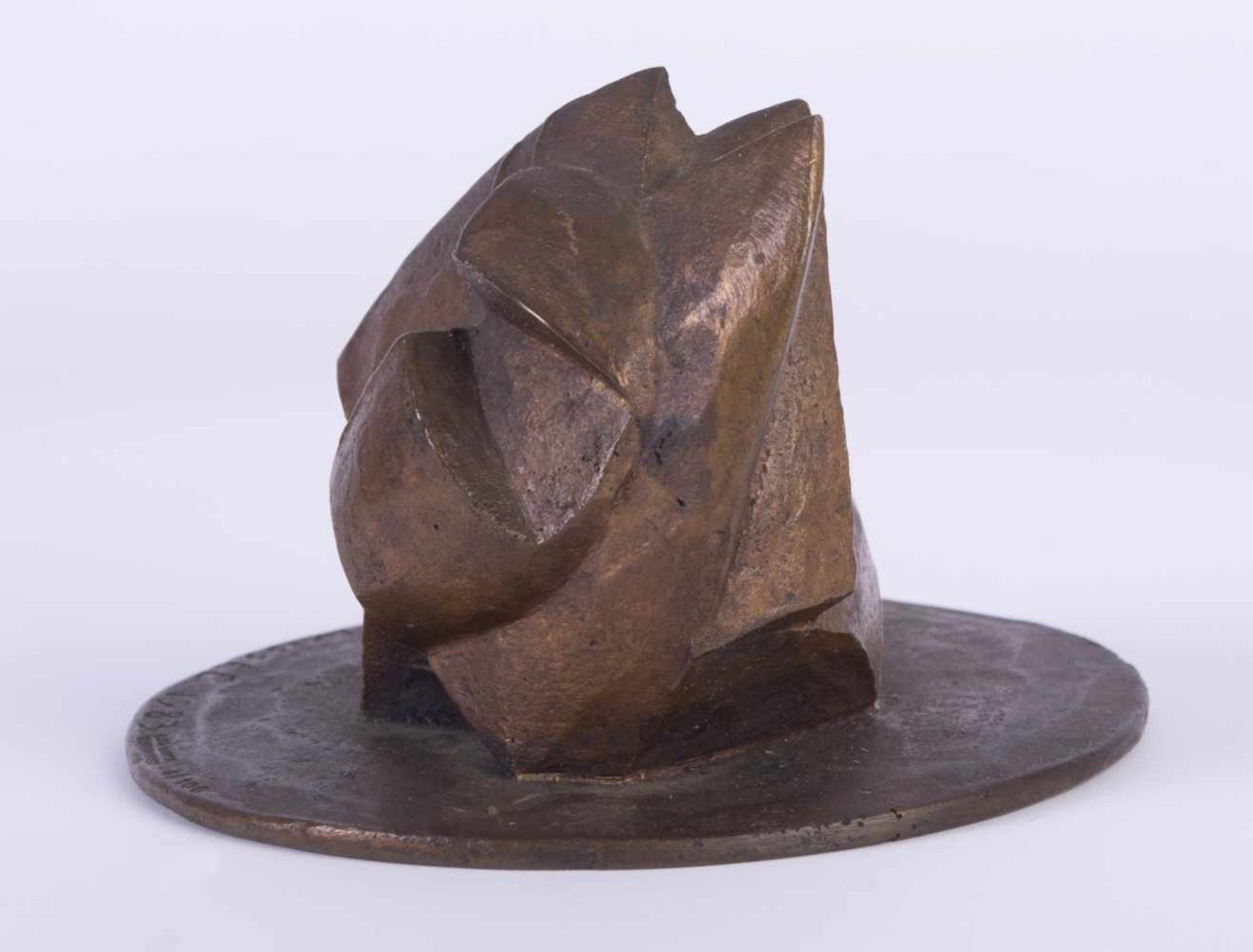 Manfred SIHLE-WISSEL (1934)"Figur"Skulptur-Volumen, Bronze, H: 8,2 cm, Ø 12 cm,braune Patina, am - Image 3 of 5