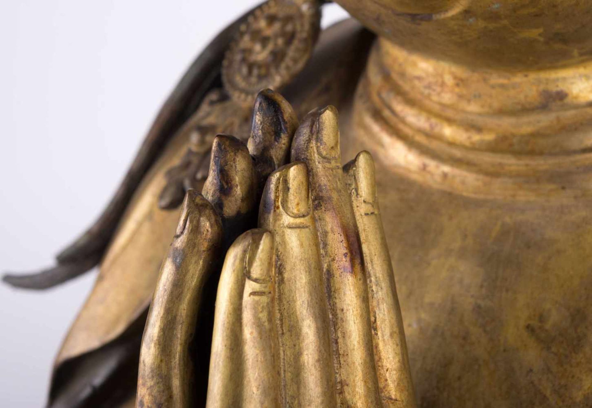 Exzellente und große Bronze der Guanyin China 18./19. Jhd.| Excellent and great bronze of Guanyin - Bild 6 aus 8