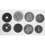 8 Kursmünzen Deutsches Reich 1940/47 verschiedene Materialien (teils Silber), 2 Lochmünzen mit 5