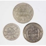 3 Kusrmünzen Deutsches Reich 1903/10 Silber, dabei 25 Pfennig 1910E, 1/2 Mark 1909A u. 1 Mark 1903A,