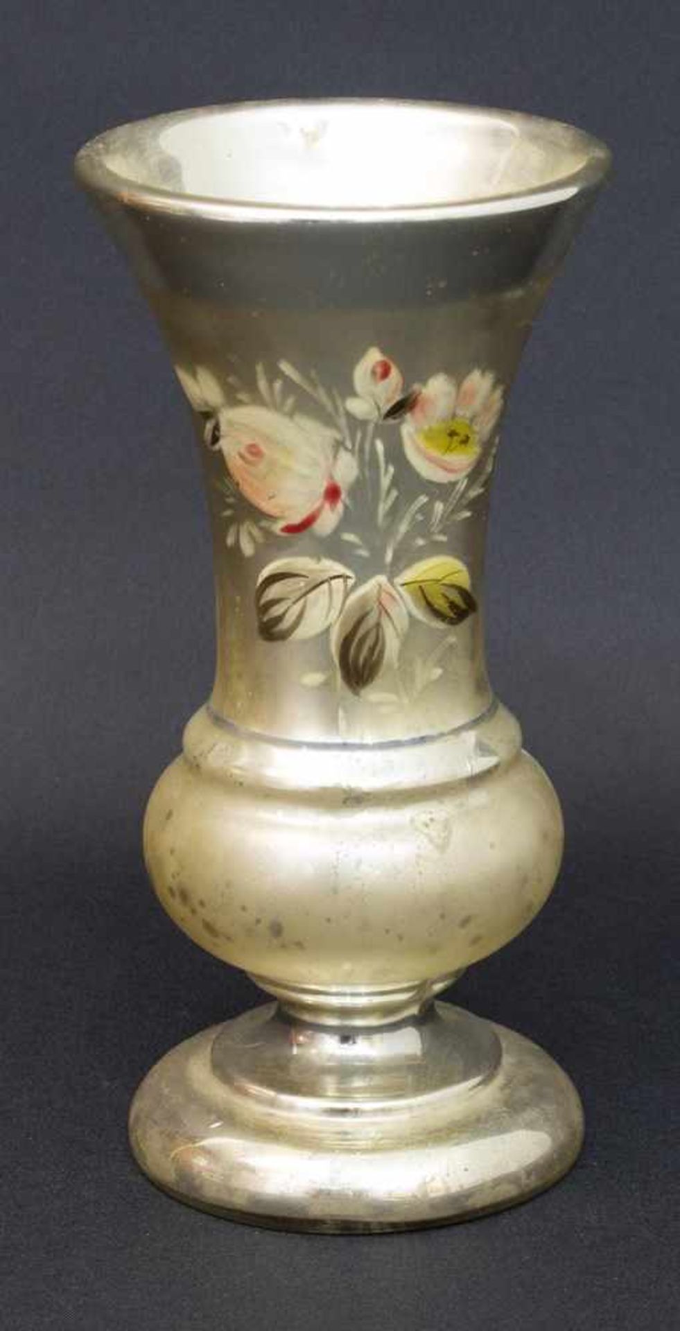 Bauernsilber Vase 2. Drittel 19. Jh., Balusterform mit handgemaltem Blumendekor, H. 19 cm