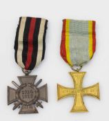 Lot Orden Kriegsverdienstkreuz Mecklenburg II. Klasse u. Kriegsteilnehmerkreuz 1914-18, beide am