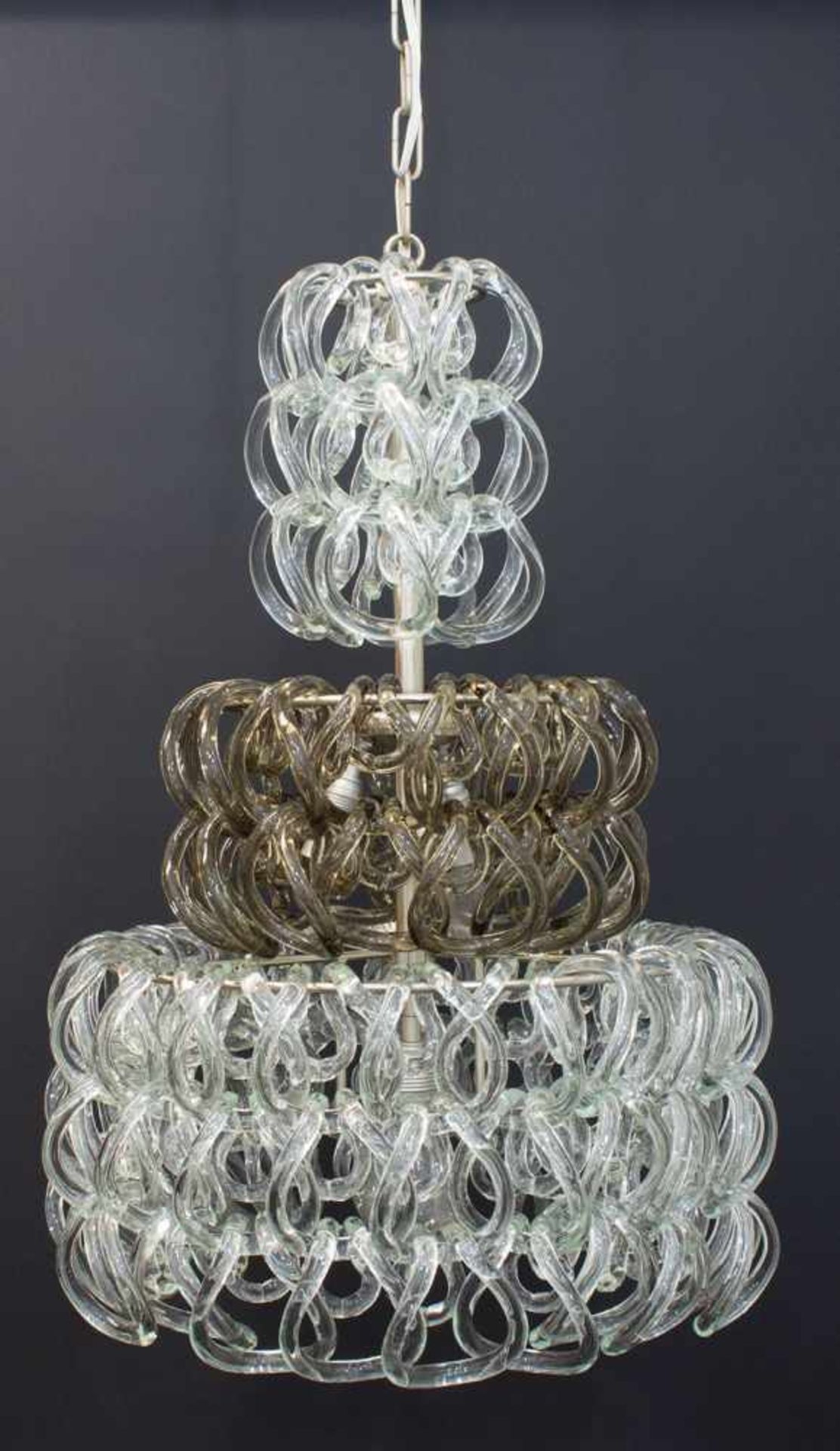 Designlampe wohl Italien um 1960er Jahre, 3stufig, einzelnd eingehängte Glaselemente, 4flammig, L. - Image 2 of 2