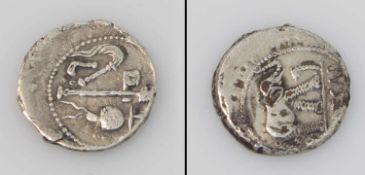 AR Denar Römische Republik, Julius Caesar 59-44 v.Chr., Elefant/ Pristergeräte, subaerat, ss