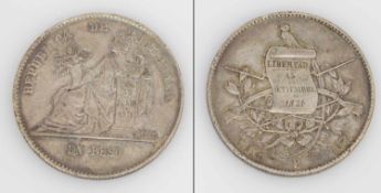 1 Peso Guatemala 1872, 50 Jahre Unabhängigkeit, Silber, G. 25,45g, ss+