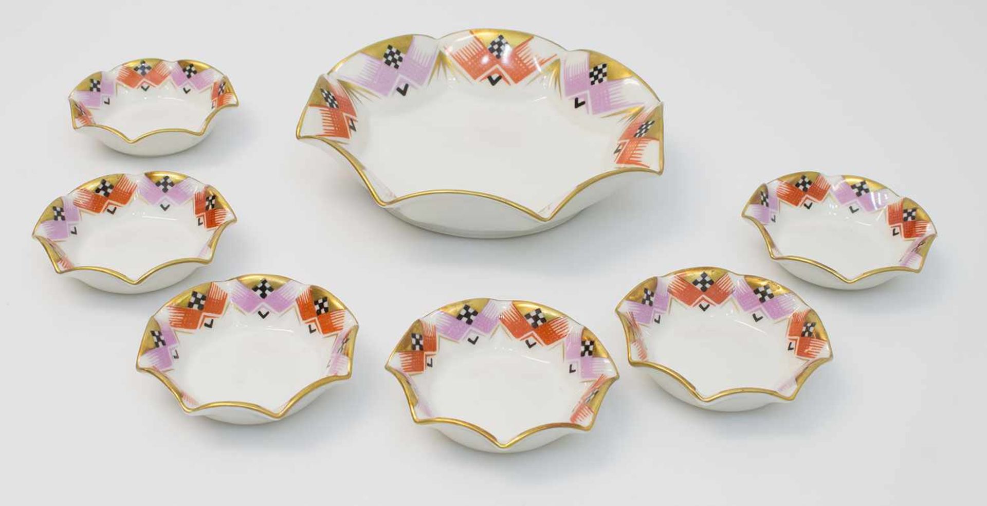 Petit Four Set Porzellanmanufaktur Tilliwitz um 1930er Jahre, Weißporzellan mit geometrischem