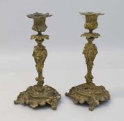 Paar Bronzeleuchter Historismus um 1890, je einflammig, typischer plastischer Dekor der Zeit, H.