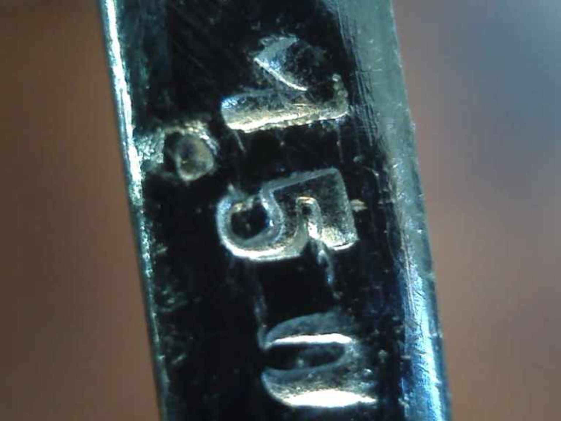 Armband 750er WG, 16,25 g, verschlungene Kettenglieder mit schleifenförmigem Mittelstück, besetzt - Image 2 of 2