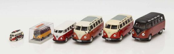 Posten Modelautos 6 x VW "Bulli" T 1, 3 x Schuco und Andere