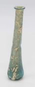 Unguentarium römisch 1./2. Jh. n.Chr., grün schimmerndes Klarglas, schlanke Birnenform mit