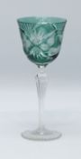 RömerKristallglasrömer, grün überfangen mit handgeschliffenem Dekor, H. 21 cm