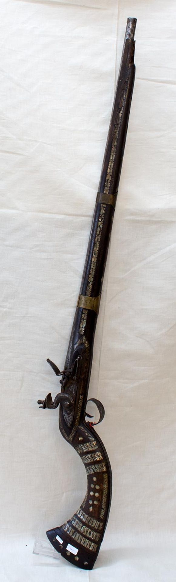 Steinschloßgewehr19. Jh., arabisch, L. 115 cm
