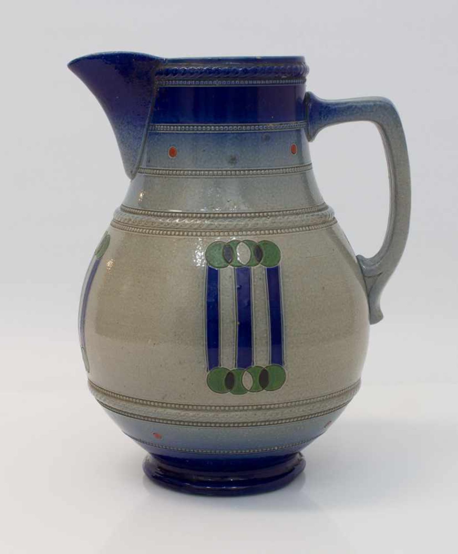 Art Deco WeinkanneSarreguemines um 1910, grau Salzglasur mit blauem Dekor, H. 22 cm