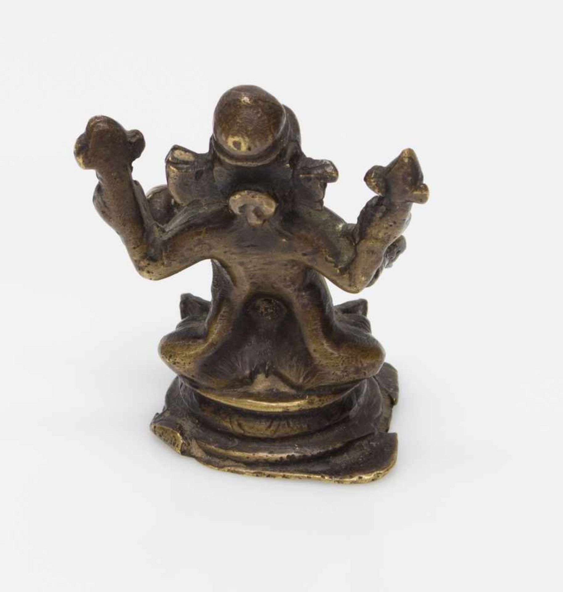 GaneshaIndien 19. Jh., Bronzeguß, am Sockel alter Ausbruch, H. 7 cm - Image 2 of 2