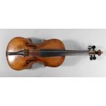 Violine 1940er Jahre, Fichte und Ahorn, Gebrauchsspuren, L Korpus 35,5 cm, L gesamt 60 cm.