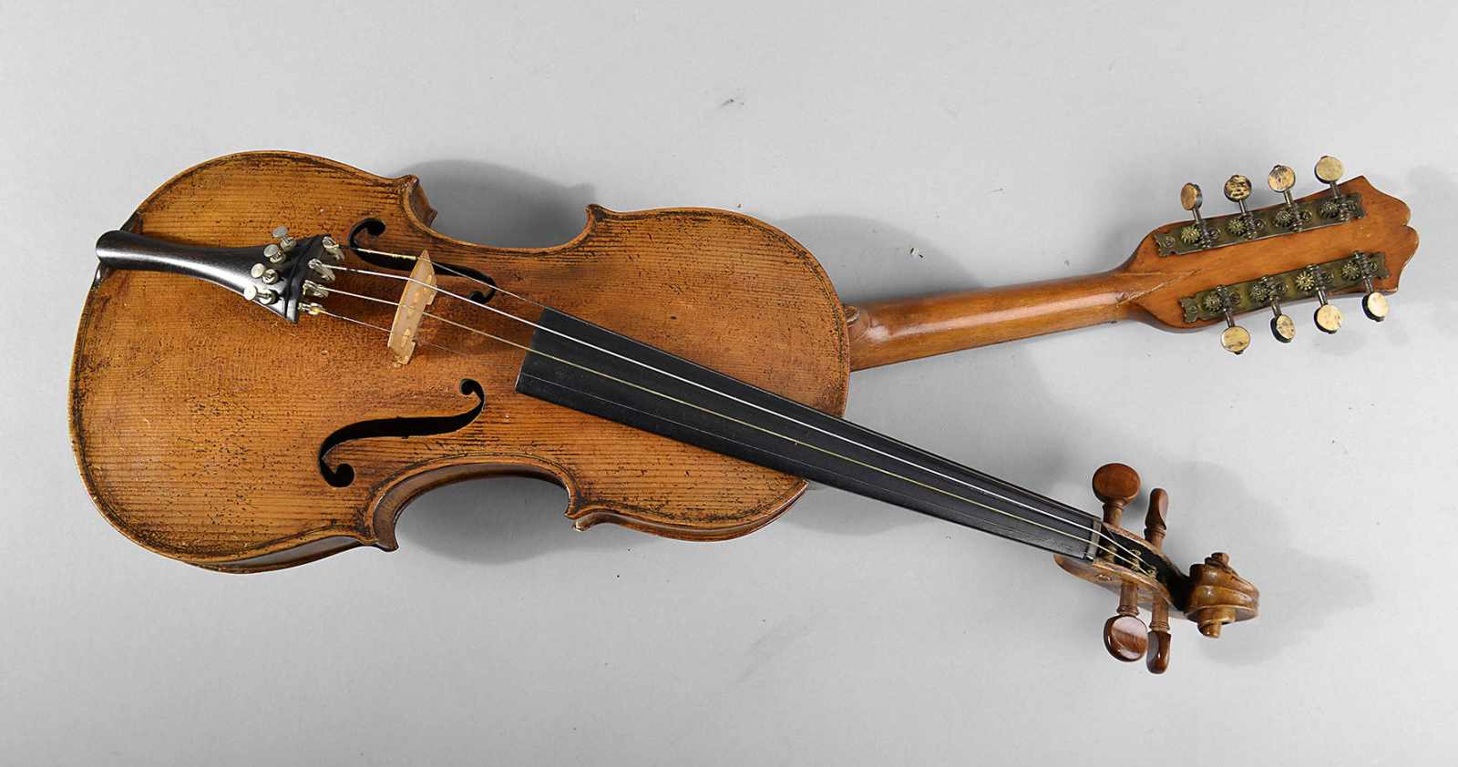 Doppelinstrument Violine/Mandoline, 1. Hälfte 20. Jh., Ahorn, Fichte, Palisander und Buche, guter