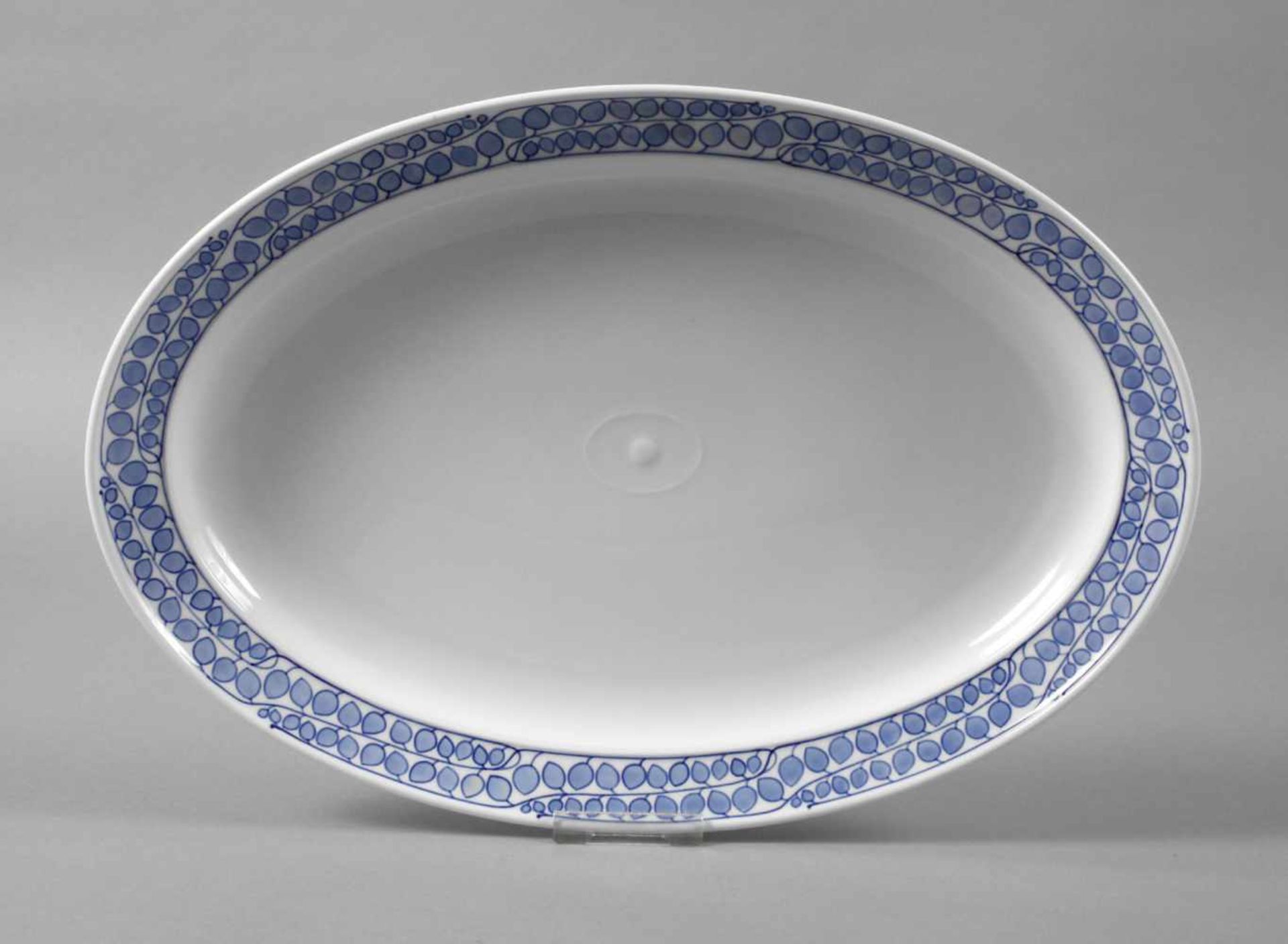Meissen Platte "Blaue Rispe" Entwurf Richard Riemerschmid 1903-1905, unterglasurblaue