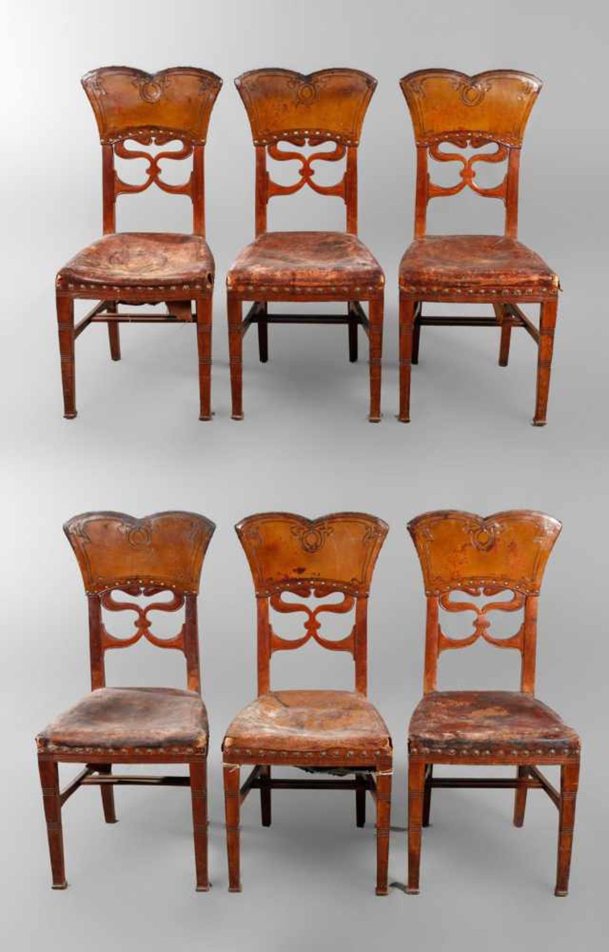 Sechs Stühle Jugendstil wohl Frankreich um 1900, Nussbaum massiv, mit originalen Lederbezügen, diese