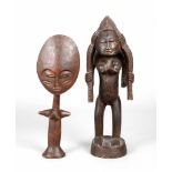 Zwei Skulpturen der Ashanti Ghana/Elfenbeinküste, 20. Jh., dunkel eingefärbtes Tropenholz,
