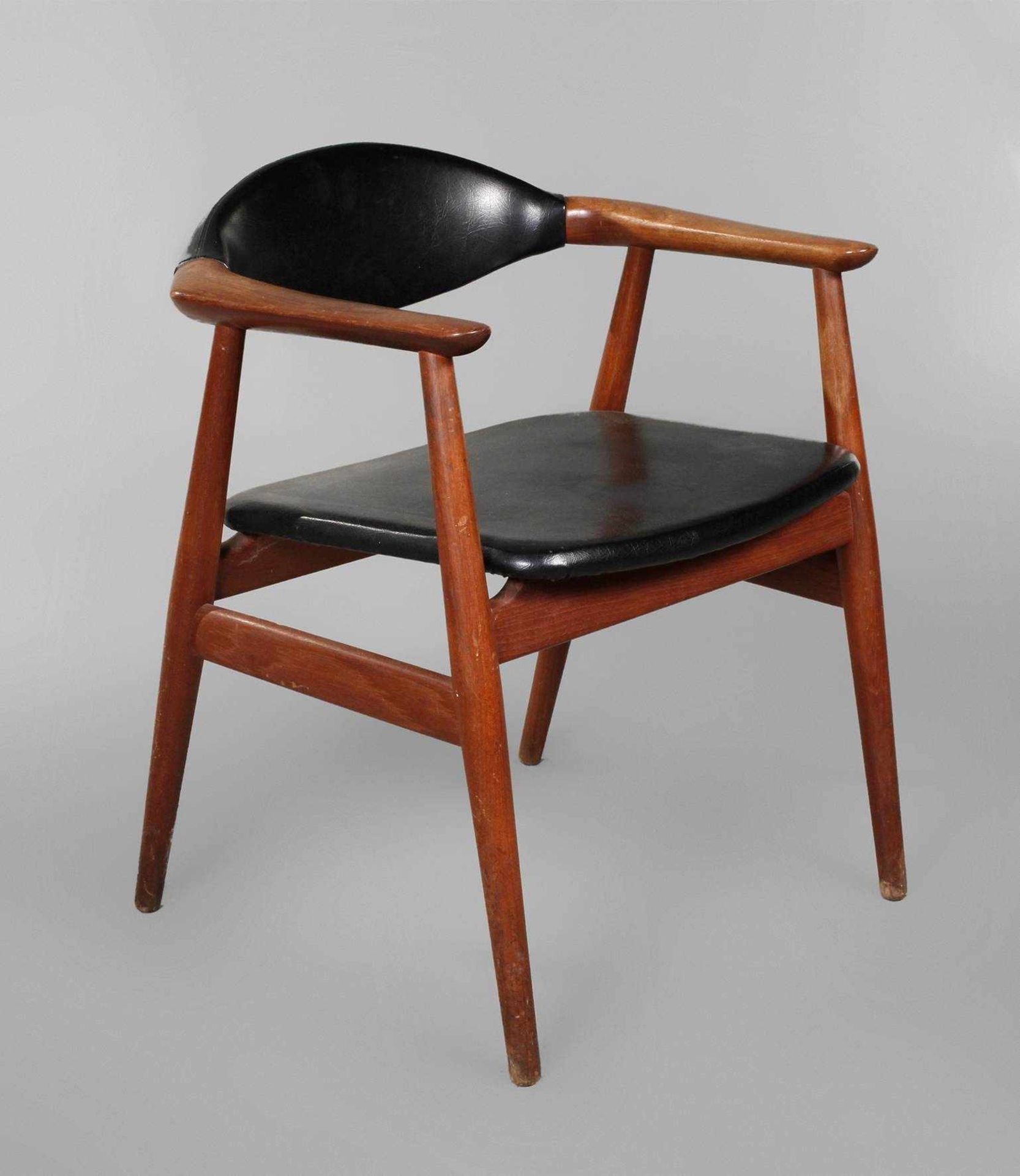 Armlehnstuhl Teakholz1960er Jahre, Sitzfläche mit Klebeetikett Danish Furniture Makers, originaler